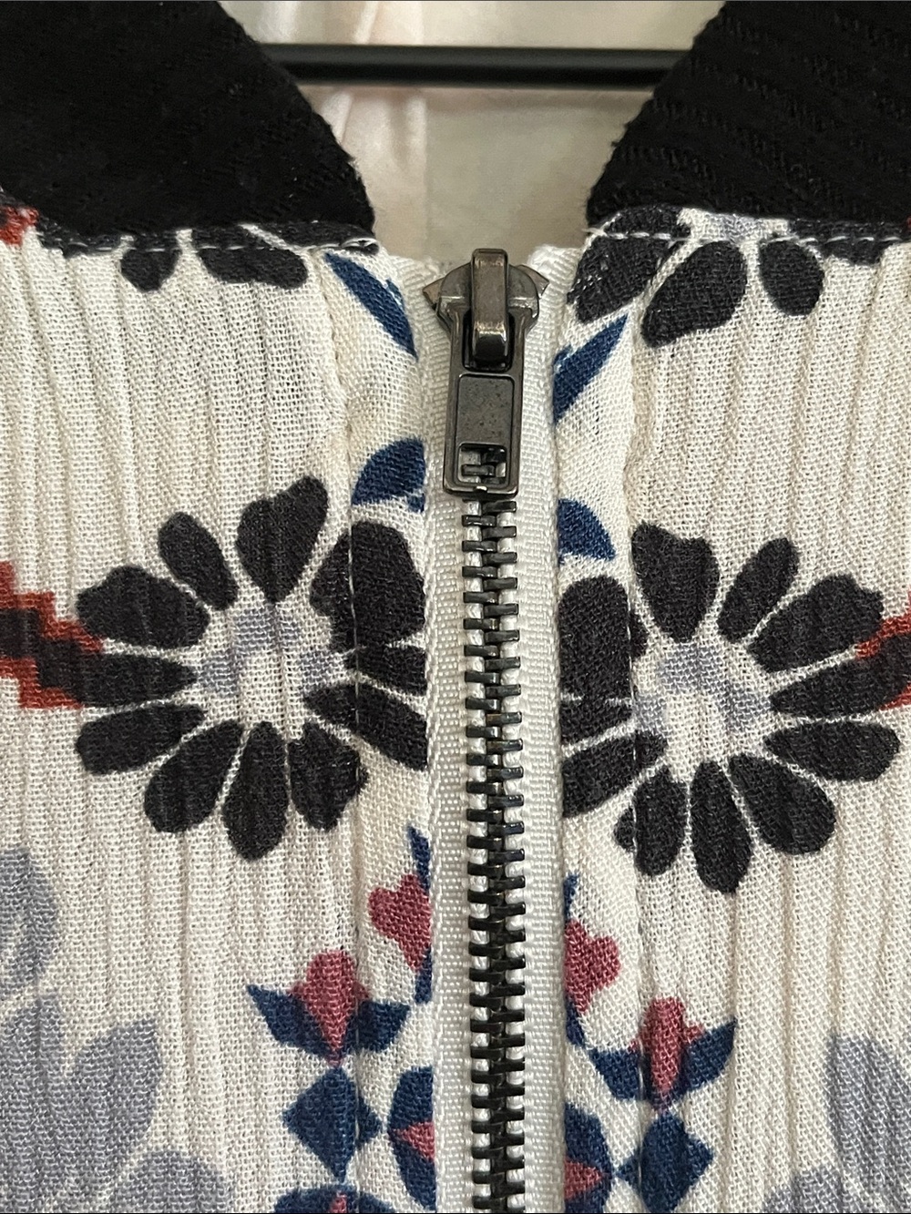 Chloe & Katie Floral Geo Zip Bomber Jacket - (has pockets) - Picture 6 of 8